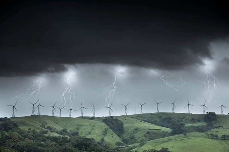 Wpływ zmian klimatycznych na projektowanie infrastruktury energetycznej