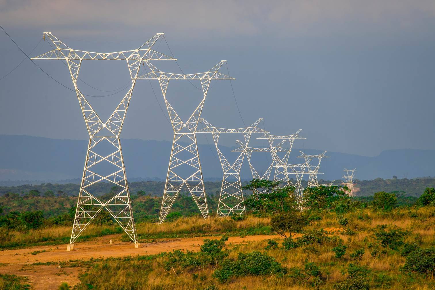 High and extra-high voltage grid extension in Angola in connection with the construction of a hydropower plant on the Kwanza River - el.demo.weblegend.pl