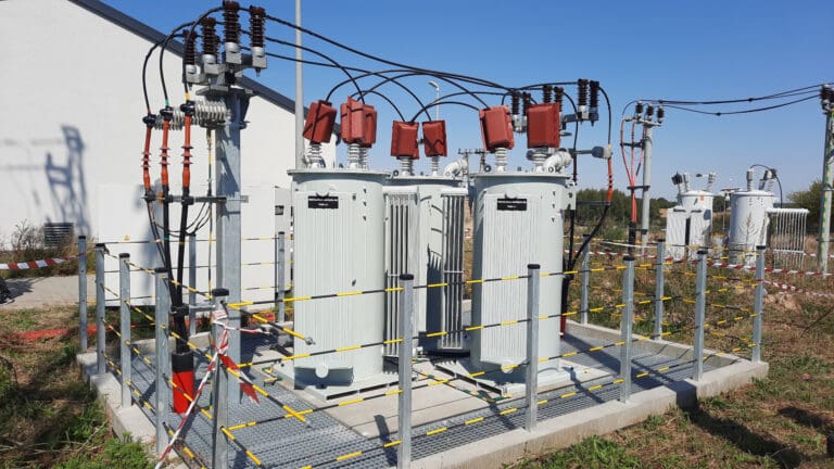 Voltage regulator unit in a delta configuration – alterga.com